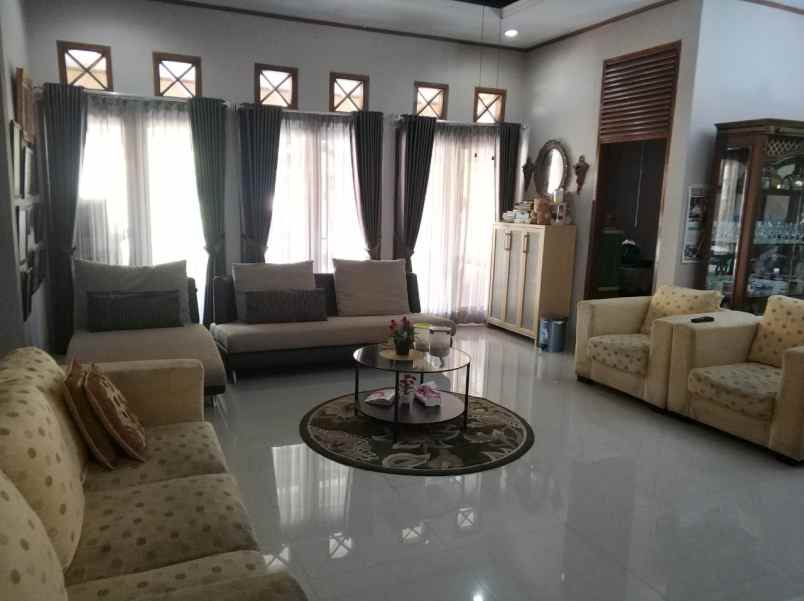 rumah perumahan karang indah jl