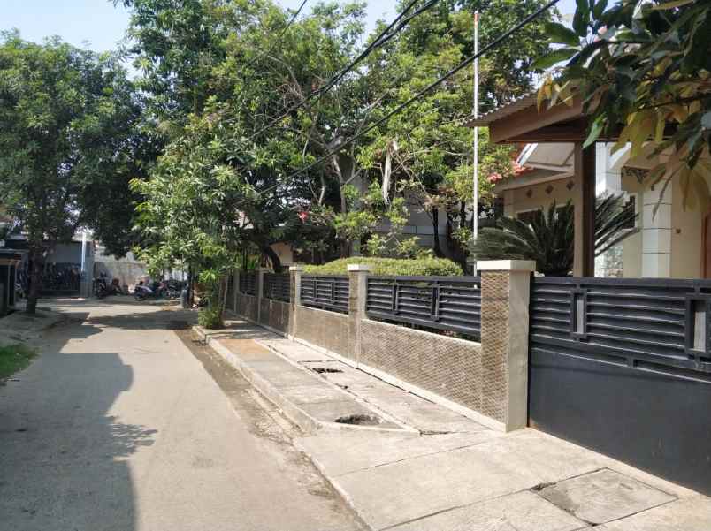 rumah perumahan karang indah jl