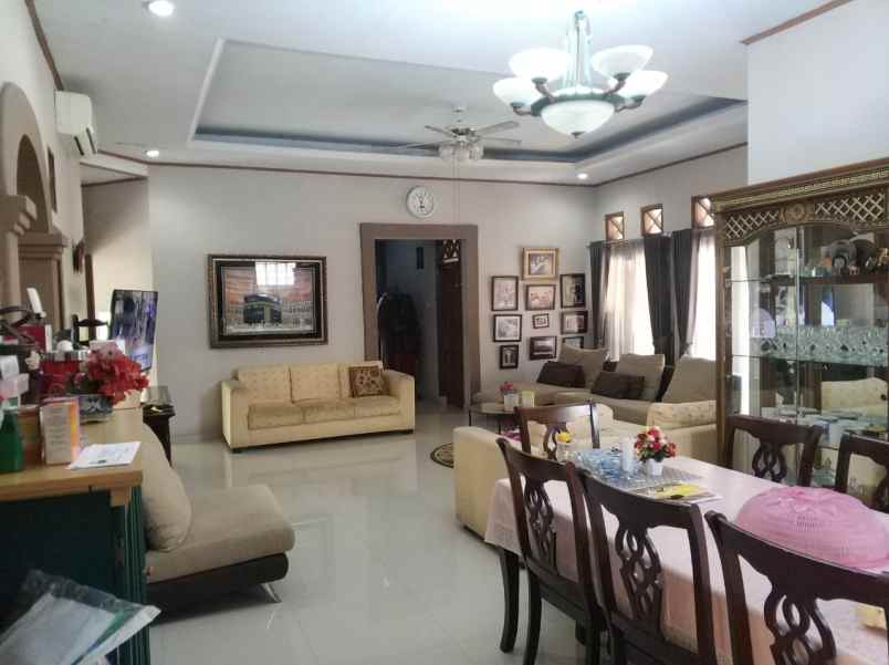 rumah perumahan karang indah jl