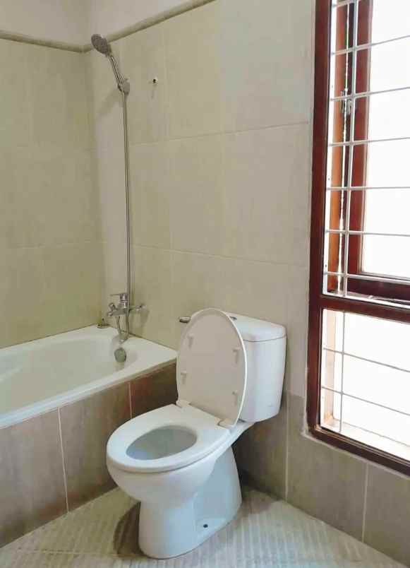 rumah ready di tlaga bodas raya gajahmungkur semarang