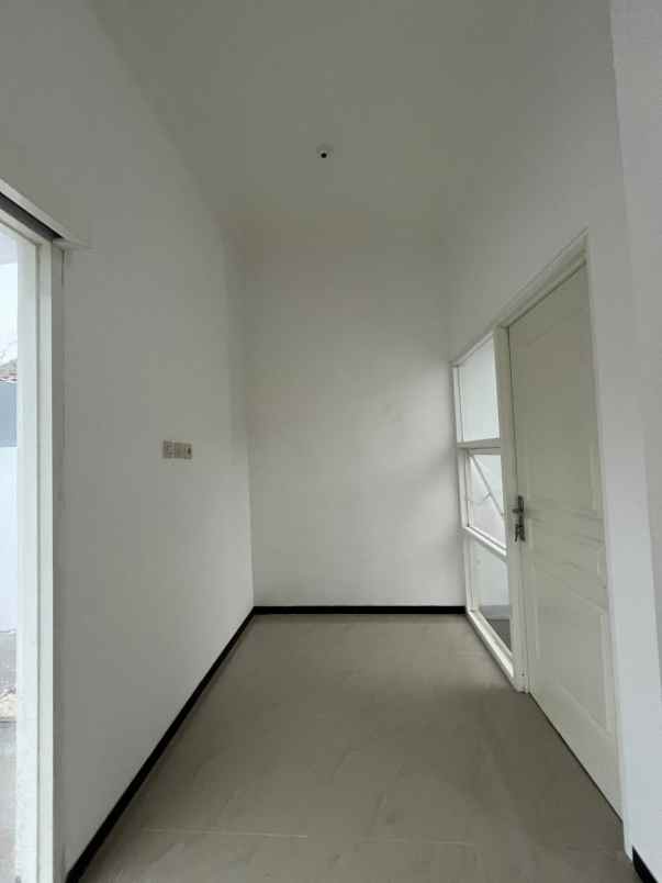 rumah ready stok lokasi belakang binus araya malang