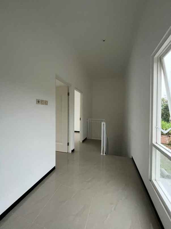 rumah ready stok lokasi belakang binus araya malang