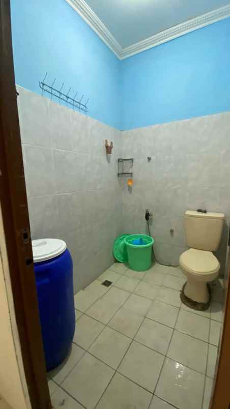 rumah second terawat di poin mas rangkapan jaya depok