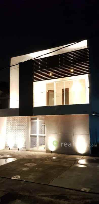 rumah setra murni setrasari pasteur