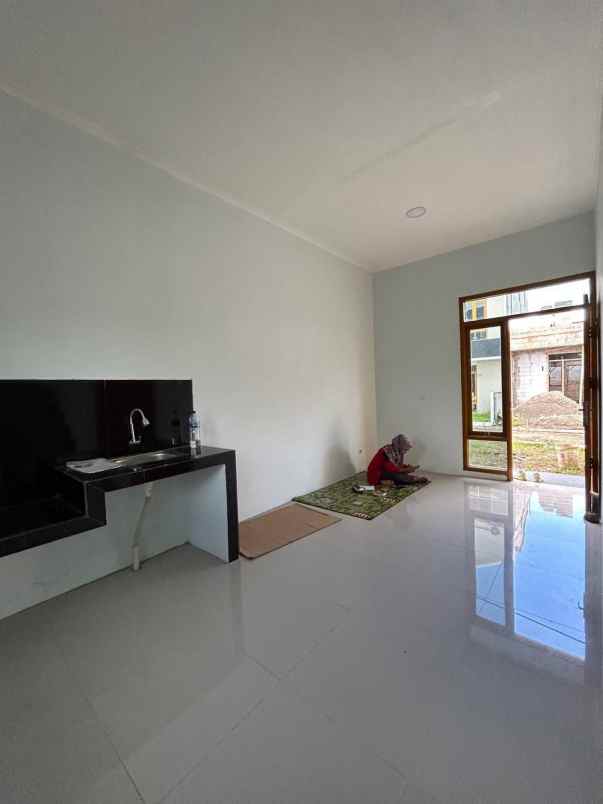 rumah siap huni cluster 2 lantai