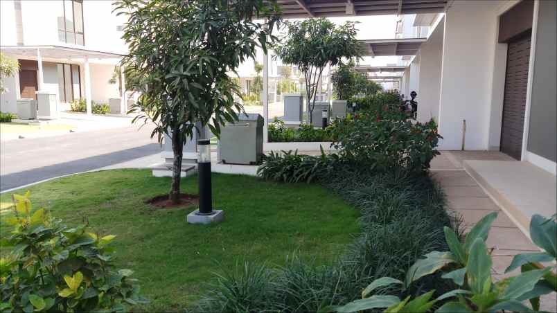 rumah summarecon gede bage