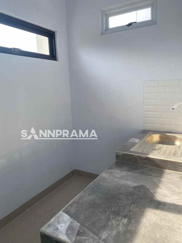 rumah syariah di pingir jalan raya babelan bekasi rn