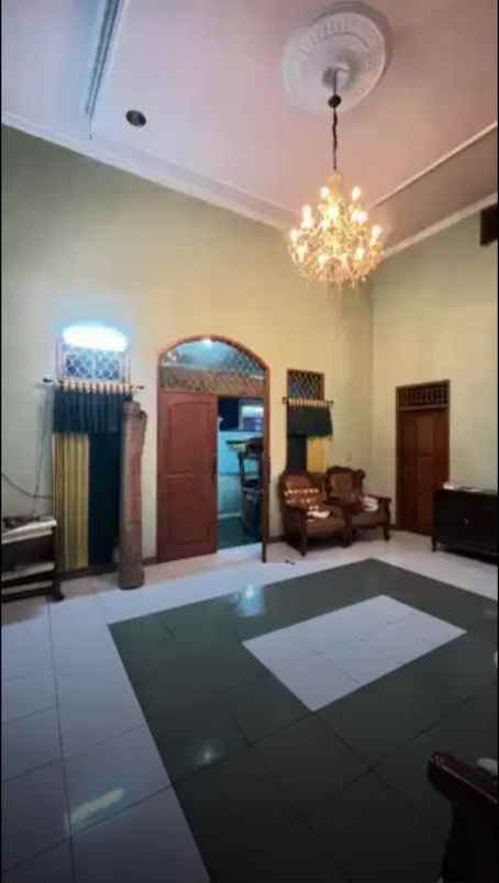 rumah tingkat di perumnas 1 bekasi barat