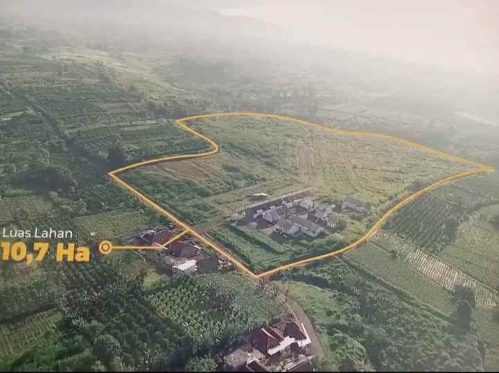 rumah villa di karangploso malang