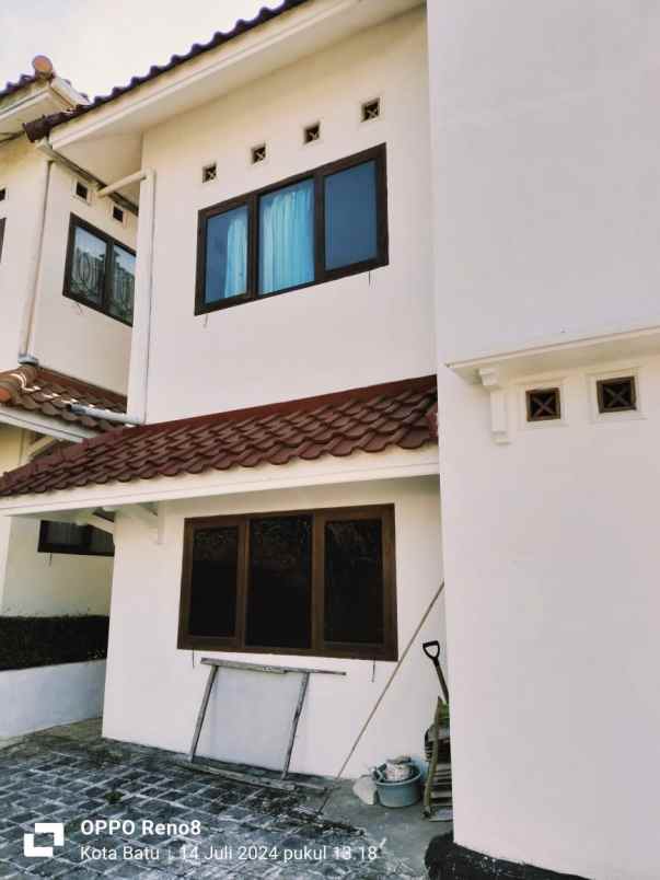 rumah villa kusuma agro batu malang strategis llz