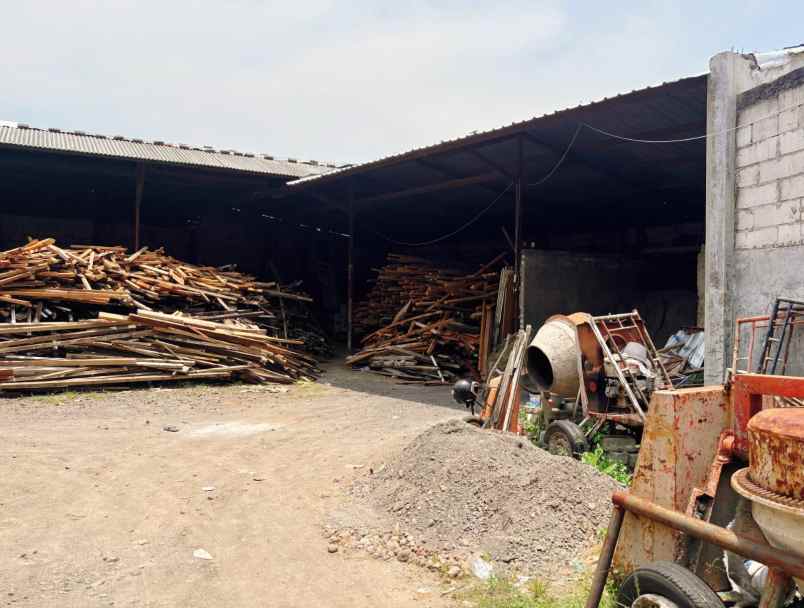 tanah dan gudang di kedungmundu raya semarang timur