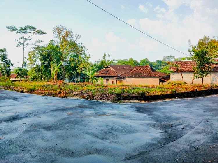 tanah hook super datar mojogedang karanganyar