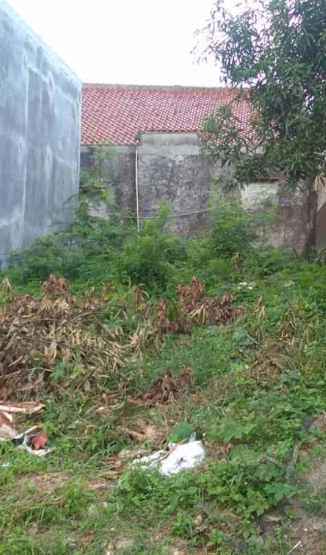 tanah padat strategis di lingkungan komplex