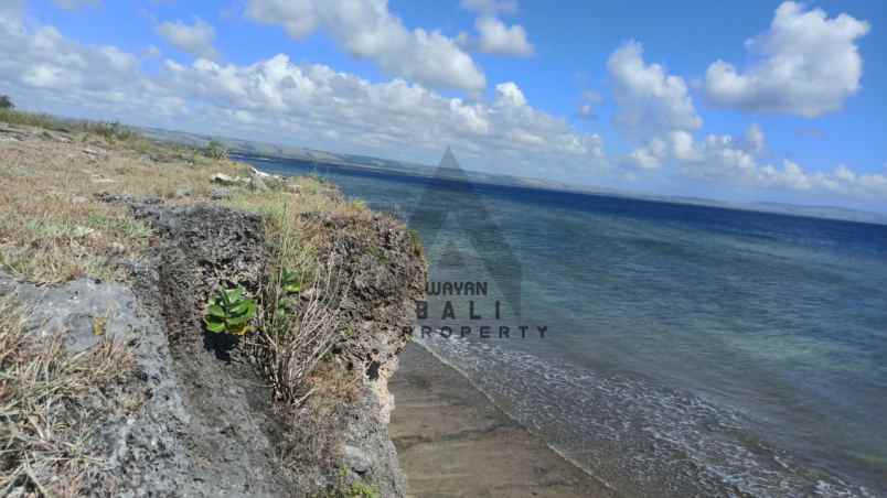 tanah pantai puru kambera