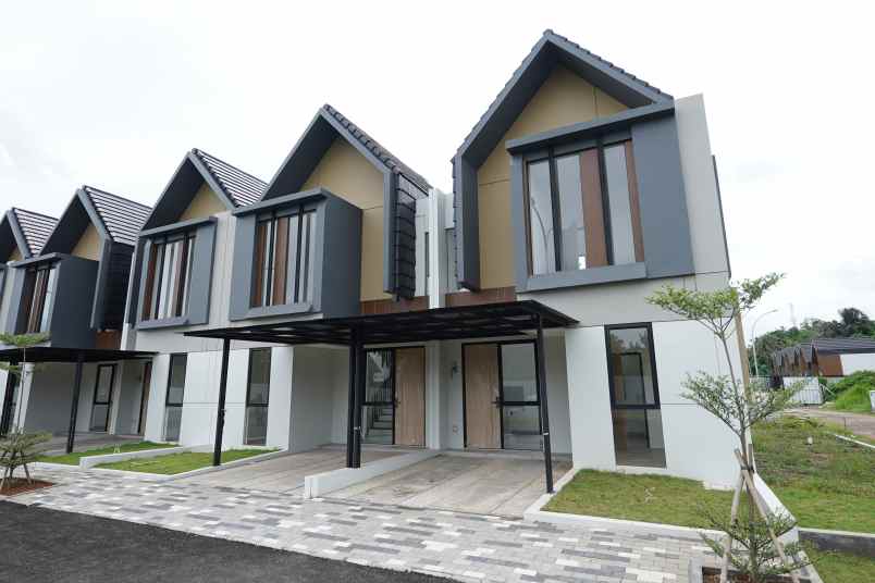 the ayarahill parung panjang