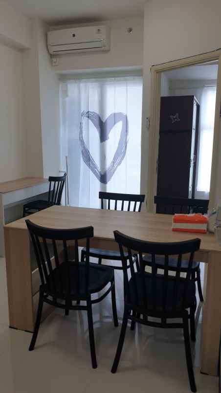 apartment amor pakuwon city lantai 17 view city