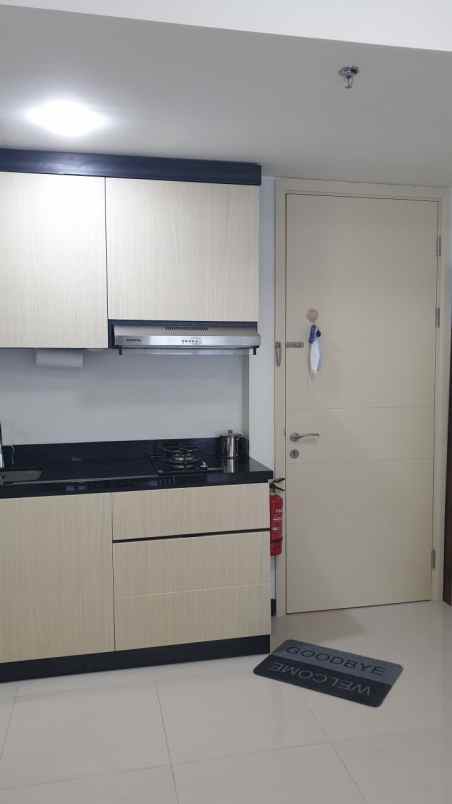 apartment amor pakuwon city lantai 17 view city