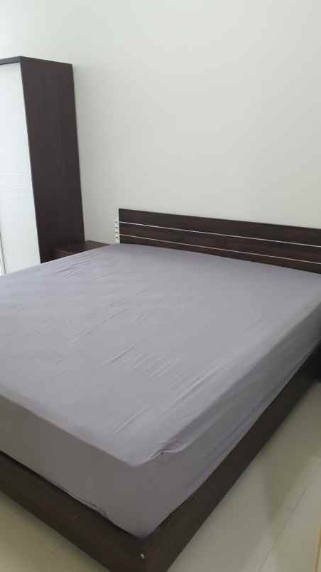 apartment amor pakuwon city lantai 17 view city