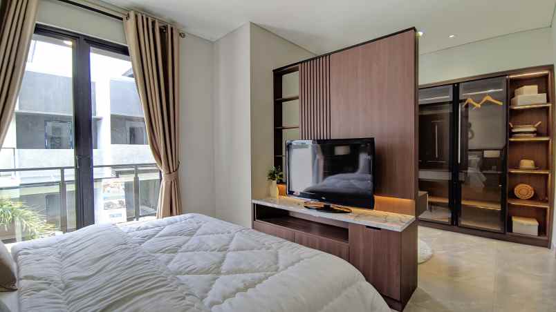 astelia bintaro tangerang selatan