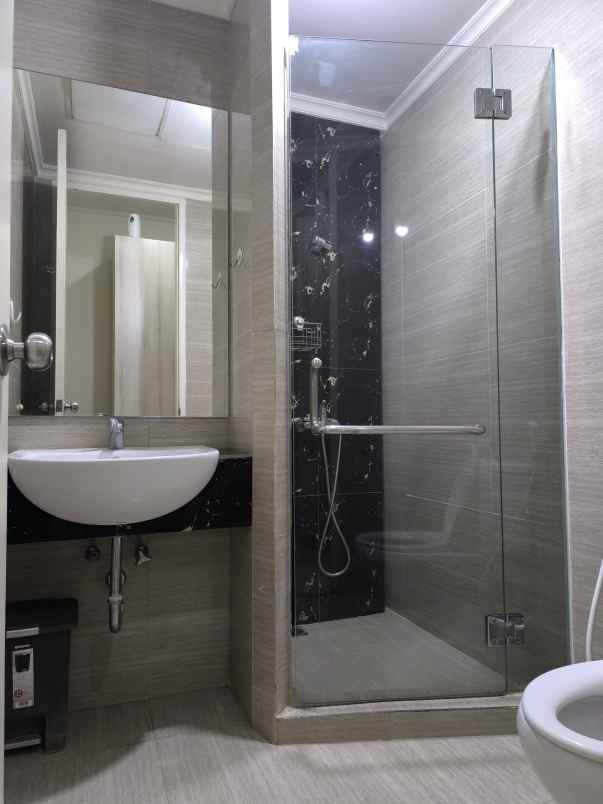 dijual apartemen garden mansion waterplace