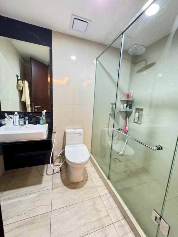 dijual apartemen kensington