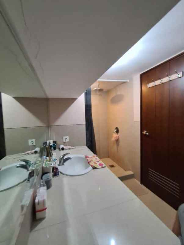 dijual apartemen lippo karawaci