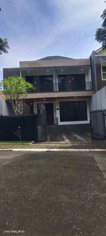 dijual cepqt rumah 2 lantai konsep villa sentul bogor