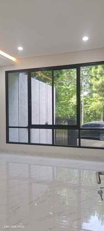 dijual cepqt rumah 2 lantai konsep villa sentul bogor