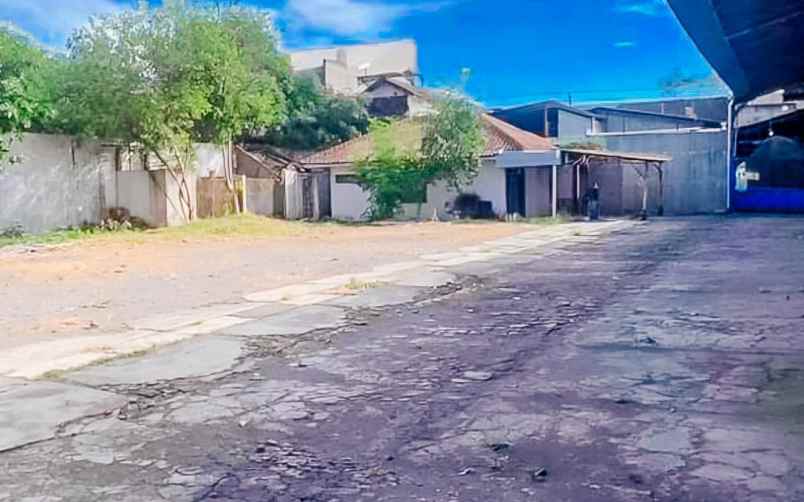 dijual gudang strategis di kartosuro solo