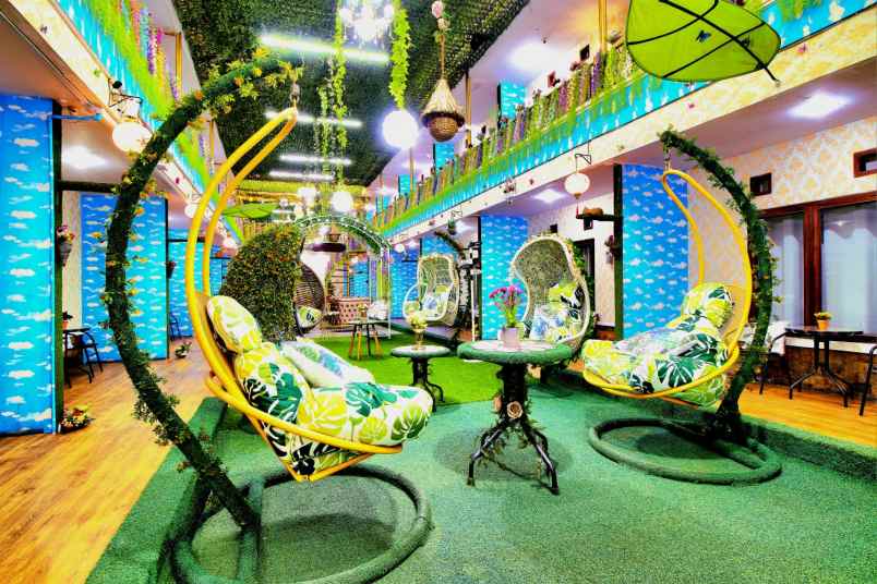 dijual hotel buahbatu