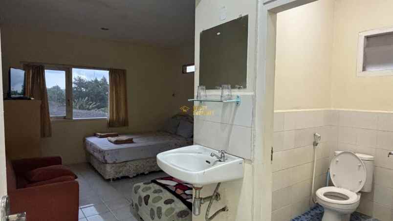dijual hotel gg giri kondang kaliurang