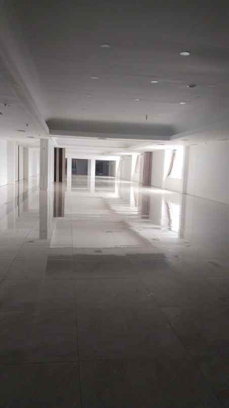 dijual hotel mangga besar