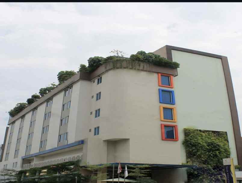 dijual hotel melawai kec kebayoran baru