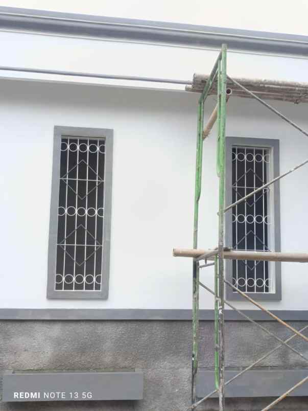 dijual kantor plus gudang di paulan kartosuro solo