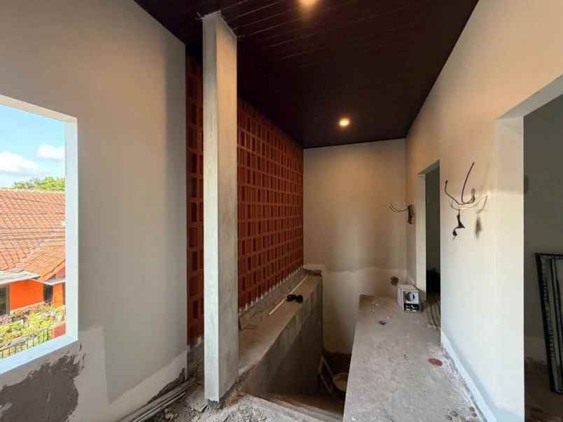 dijual kost condong catur