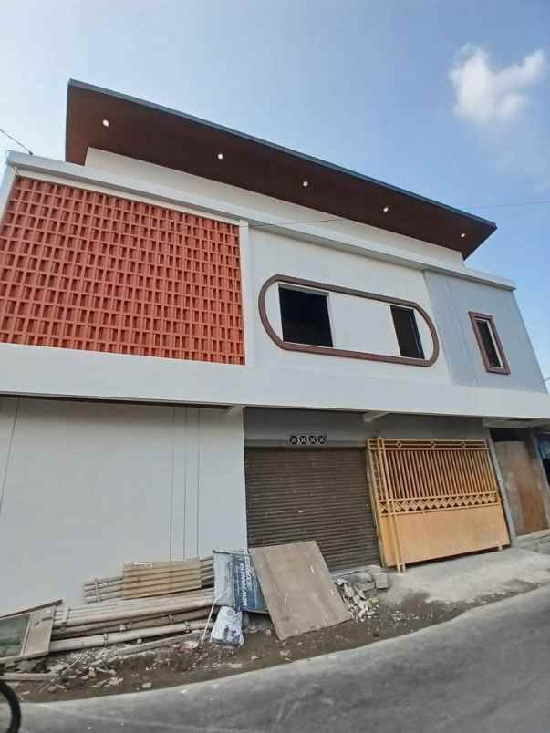 dijual kost condong catur