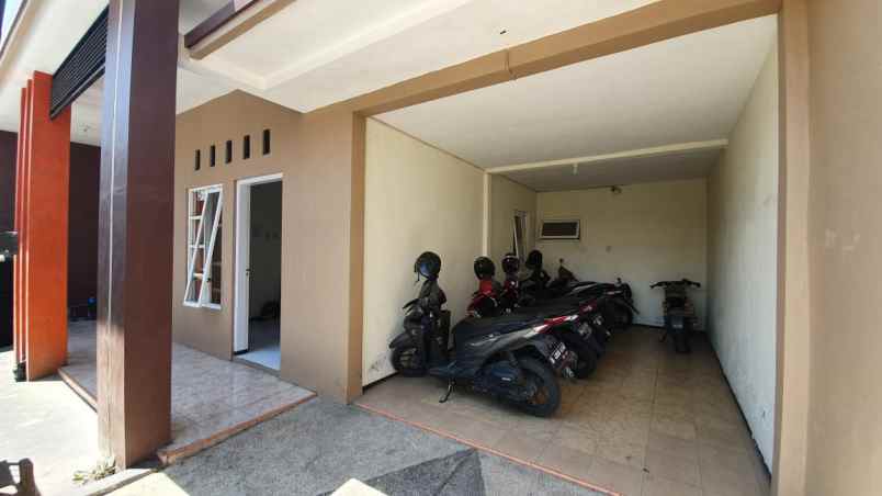 dijual kost jalan bendungan sigura gura