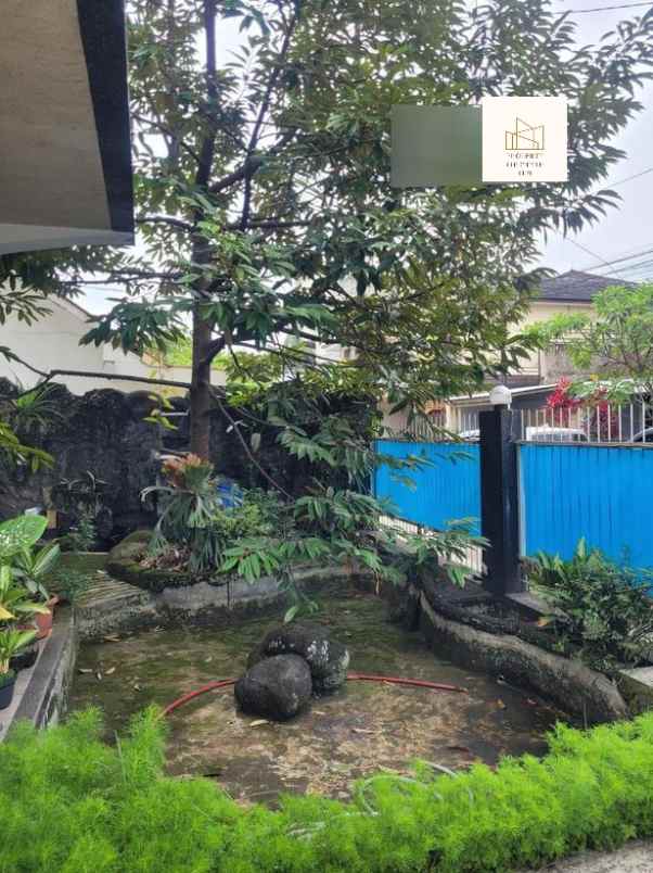 dijual kost jl cijagra buah batu