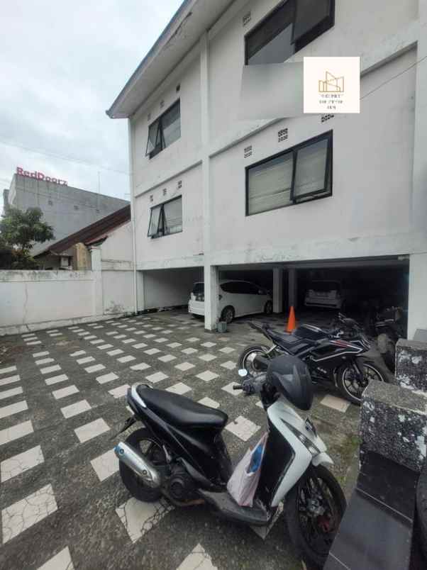 dijual kost jl cijagra buah batu