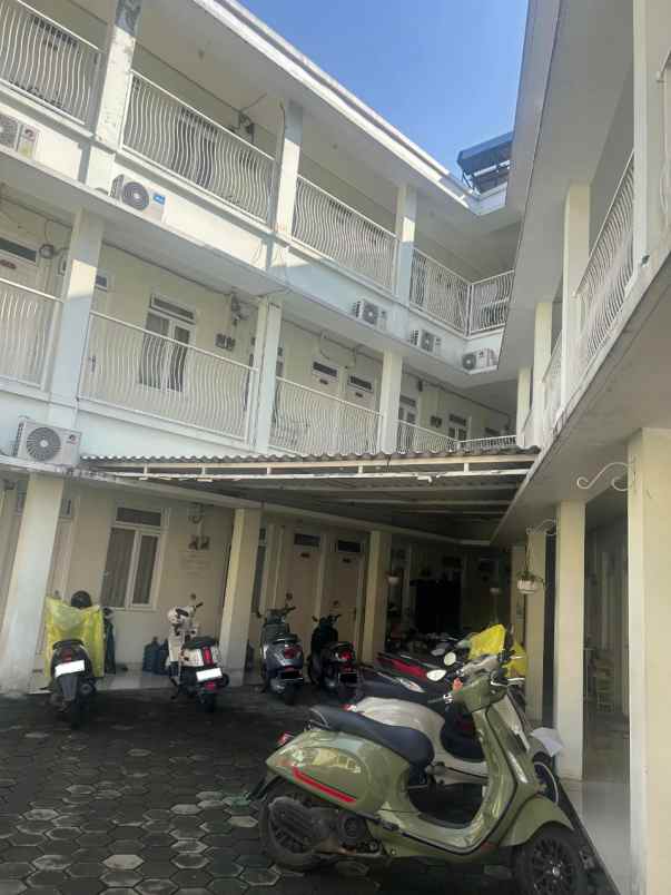 dijual kost jl mangga besar