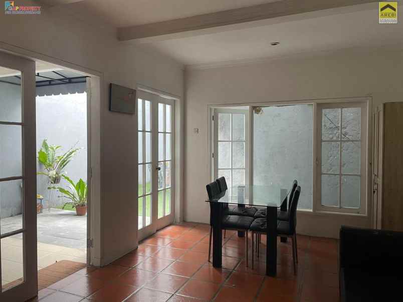 dijual kost mampang prapatan jakarta