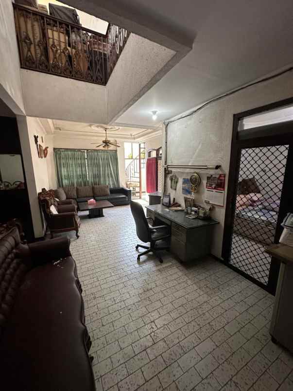 dijual murah rumah nego