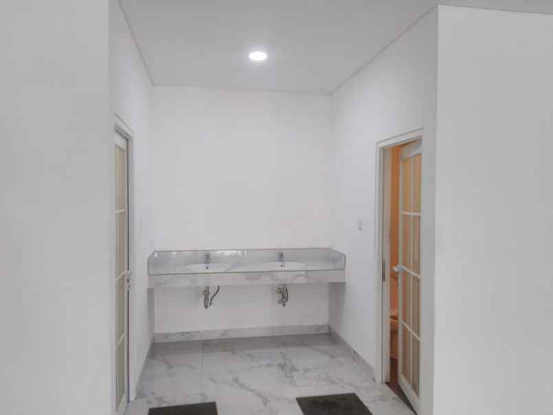 dijual ruko gudang kantor cipinang muara jatinegara