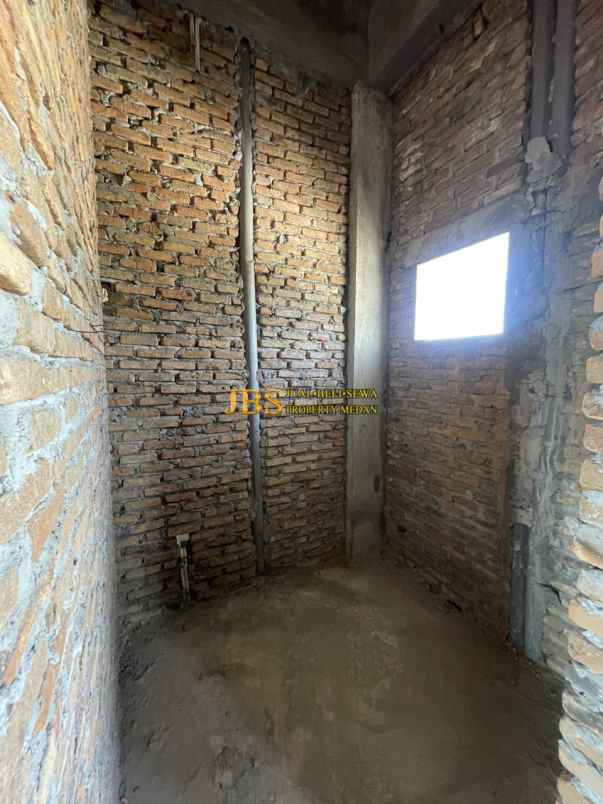 dijual ruko gudang kantor jalan kl yos sudarso