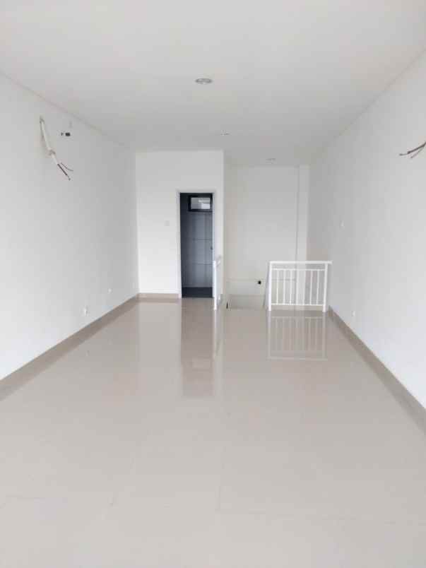 dijual ruko gudang kantor jgc jakarta garden city cakung