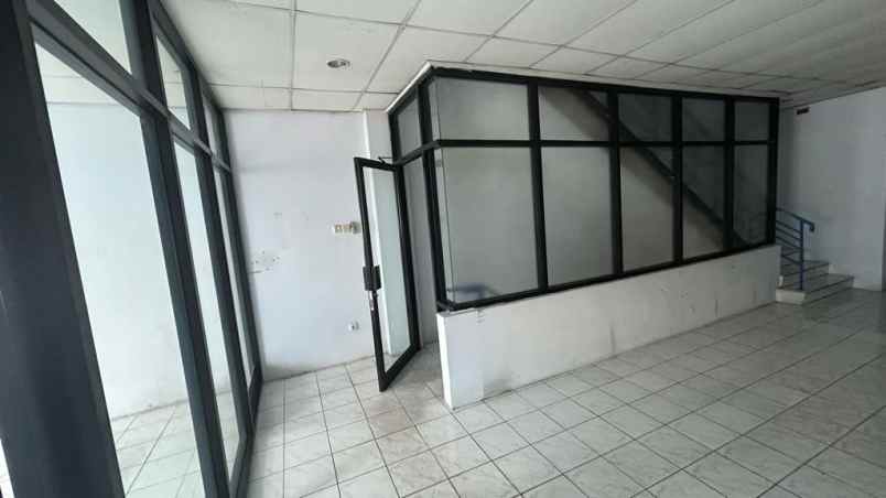 dijual ruko gudang kantor jl raya boulevard barat