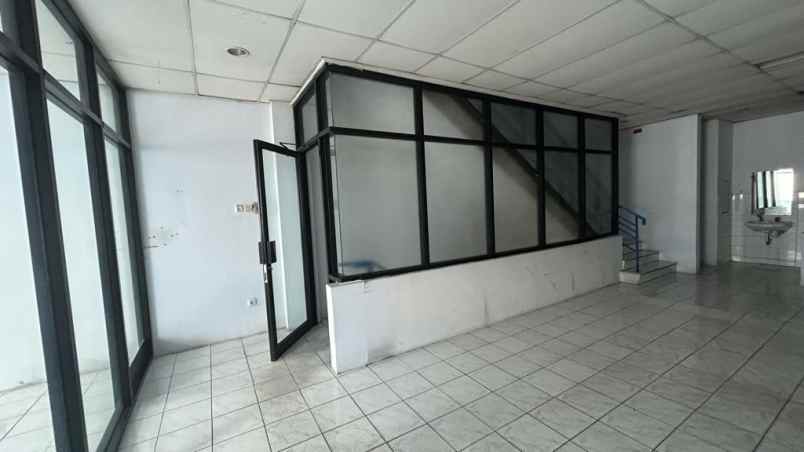 dijual ruko gudang kantor jl raya boulevard barat