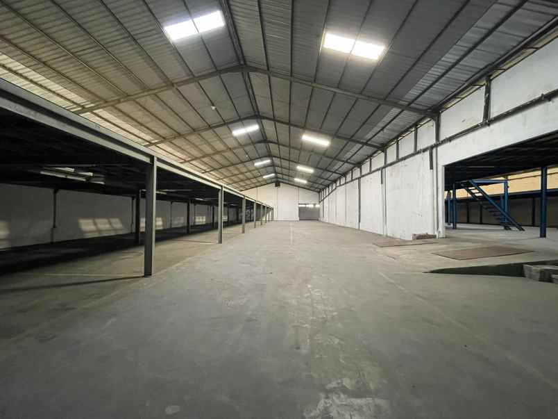dijual ruko gudang kantor jl raya manukan wetan