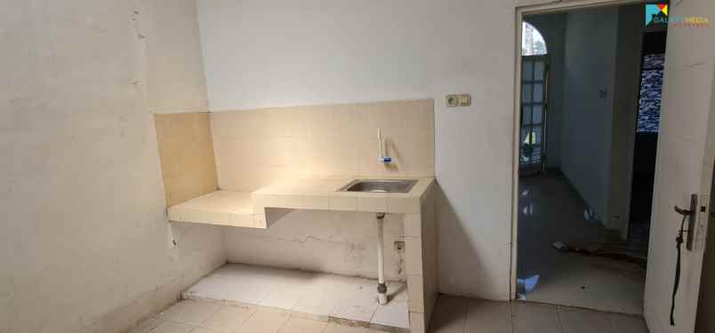 dijual ruko gudang kantor komsen jati asih bekasi