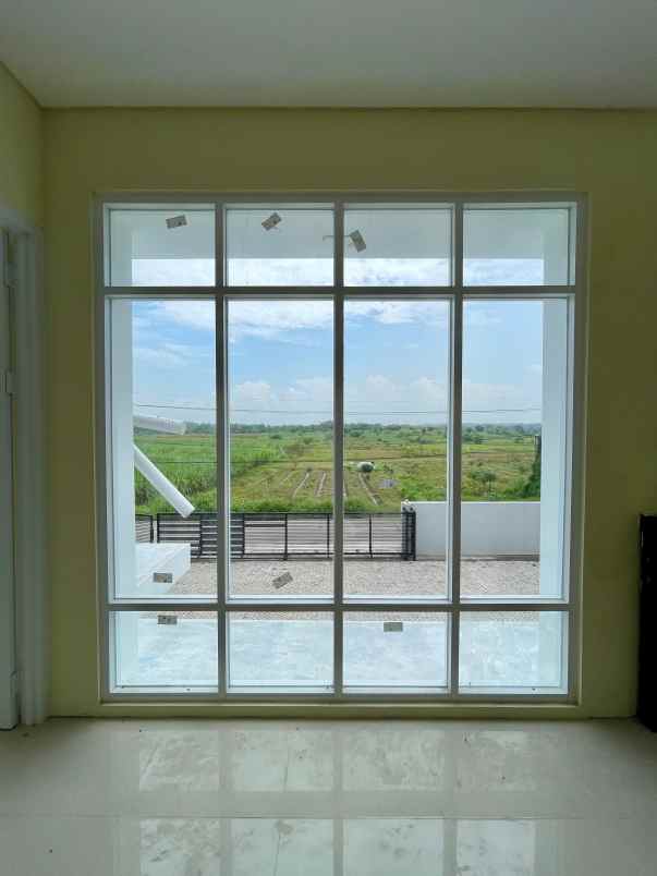 dijual ruko gudang kantor medureso kec dawar